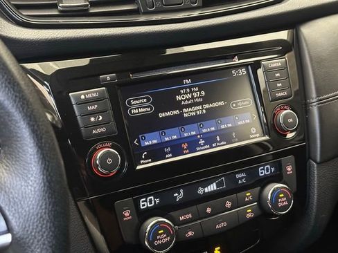 Used 2020 Nissan Rogue SL w/ Premium Package AWD/4WD image 26