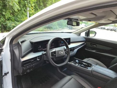 Used 2025 Nissan Murano SL w/ Cargo Package AWD/4WD image 16