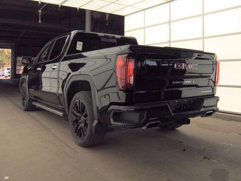Used 2021 GMC Sierra 1500 Denali w/ Denali Ultimate Package AWD/4WD image 4