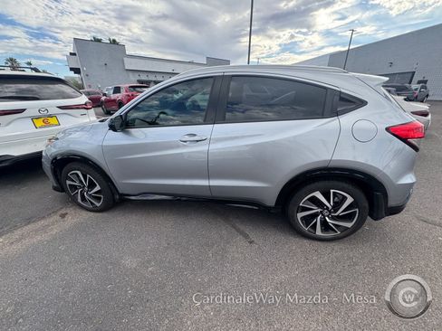 Used 2019 Honda HR-V Sport image 6