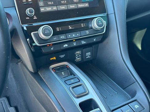 Used 2019 Honda Insight Touring image 22