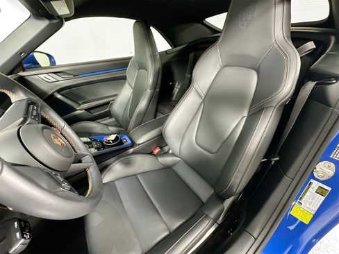 Certified 2025 Porsche 911 Carrera 4 GTS image 5