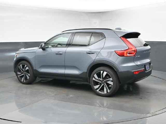 Used 2023 Volvo XC40 B5 Ultimate w/ Climate Package AWD/4WD image 6