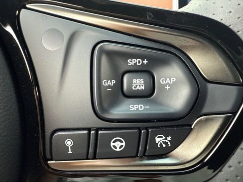 New 2025 VinFast VF 8 Plus AWD/4WD image 28
