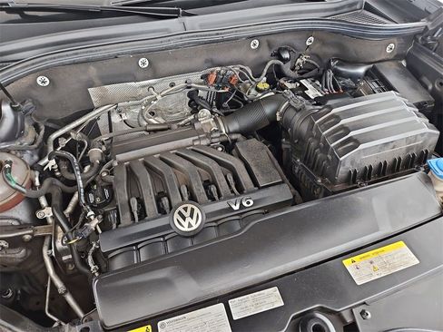 Used 2021 Volkswagen Atlas SE w/ Panoramic Sunroof Package image 36