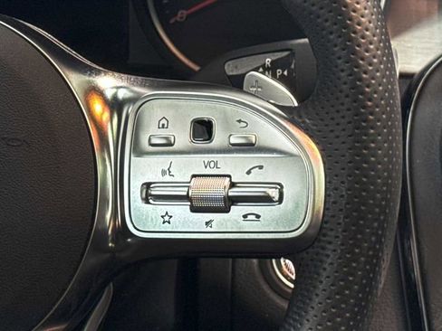 Used 2020 Mercedes-Benz GLC 300 image 20