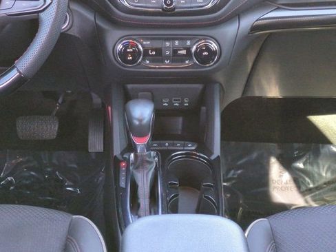 Used 2023 Chevrolet TrailBlazer RS w/ Convenience Package image 17