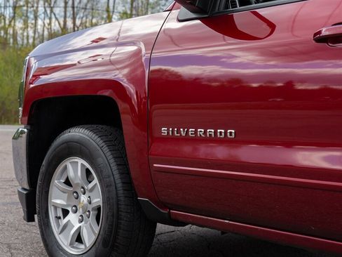 Used 2017 Chevrolet Silverado 1500 LT w/ All Star Edition AWD/4WD image 13