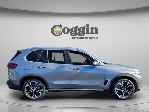 New 2026 BMW X5 sDrive40i w/ Premium Package image 5