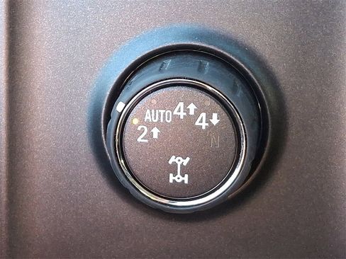 Used 2018 GMC Sierra 1500 SLT image 24