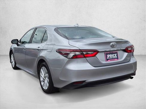 Used 2023 Toyota Camry LE FWD image 7