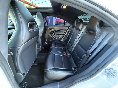 Used 2019 Mercedes-Benz CLA 250 image 23