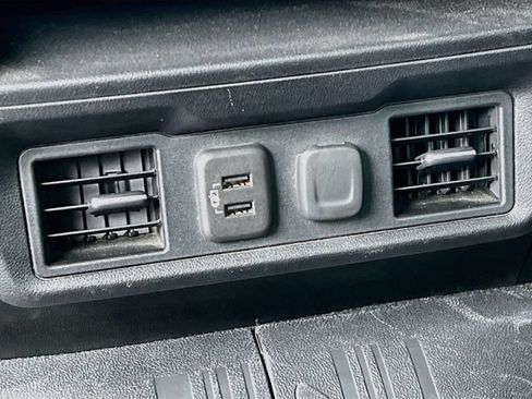 Used 2023 GMC Sierra 2500 SLE w/ SLE Value Package; AWD/4WD image 33