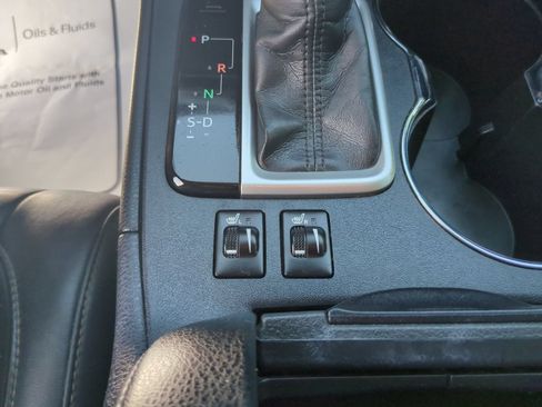 Used 2015 Toyota Highlander XLE FWD image 25