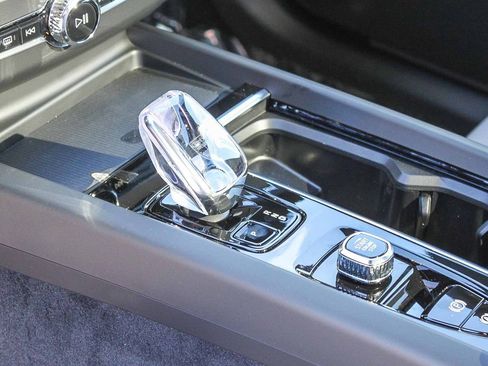 New 2026 Volvo XC60 B5 Plus w/ Climate Package PRO image 50