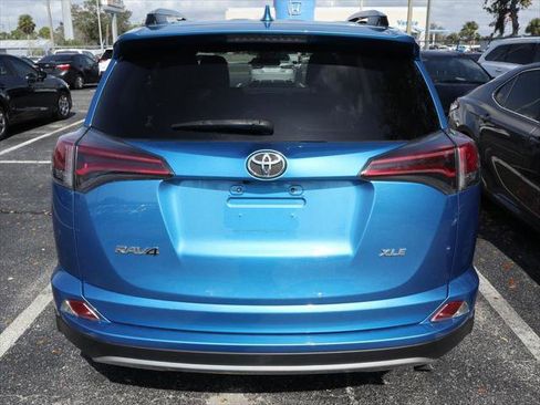 Certified 2017 Toyota RAV4 XLE image 3