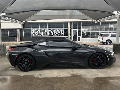 Used 2019 BMW i8 Roadster image 6