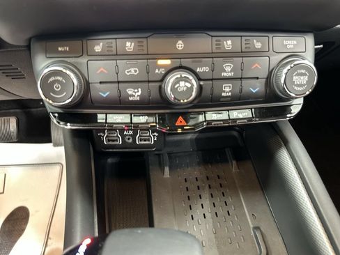 Certified 2026 Dodge Durango GT AWD/4WD image 17