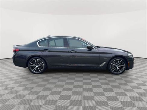 Used 2022 BMW 530e xDrive w/ Executive Package AWD/4WD image 8