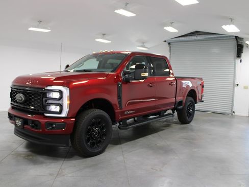 New 2026 Ford F250 Lariat w/ Black Appearance Package image 3