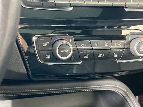 Used 2022 BMW X1 xDrive28i w/ Premium Package image 20