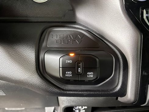 Used 2026 RAM 2500 Big Horn AWD/4WD image 14
