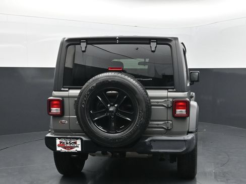 Used 2019 Jeep Wrangler Unlimited Sport AWD/4WD image 5