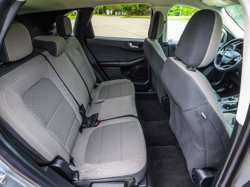 Used 2021 Ford Escape SE w/ Cold Weather Package AWD/4WD image 36