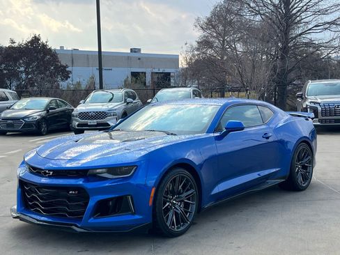Used 2018 Chevrolet Camaro ZL1 image 5
