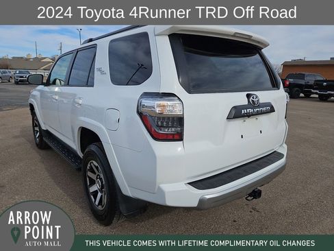 Used 2024 Toyota 4Runner TRD Off-Road image 9