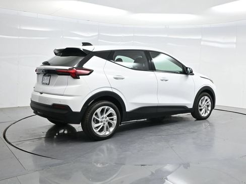 New 2027 Chevrolet Bolt LT w/ Comfort Package FWD image 48