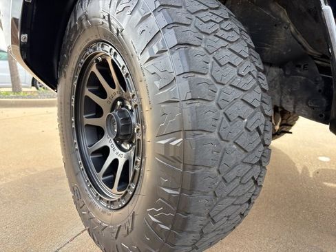 Used 2016 Toyota 4Runner SR5 image 18