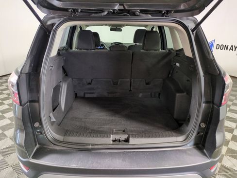 Used 2017 Ford Escape SE FWD image 23