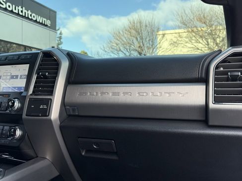 Used 2020 Ford F450 Platinum w/ FX4 Off-Road Package image 27