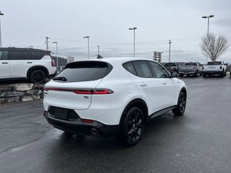 Used 2024 Dodge Hornet R/T w/ R/T Blacktop Package video 3