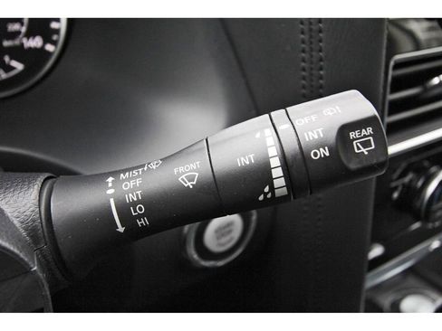 Used 2024 Nissan Armada SV RWD image 18