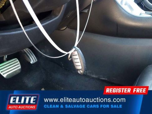 Used 2017 Nissan Maxima SR w/ Interior Lighting Package image 22