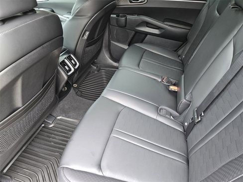 New 2026 Kia Sorento S image 21