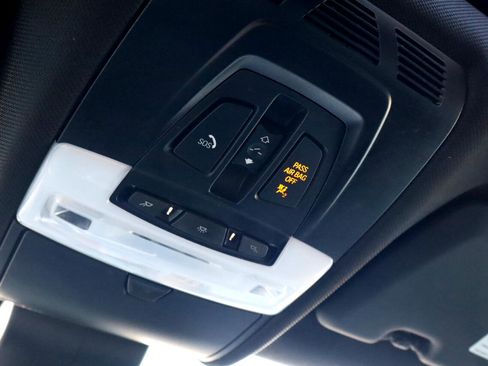 Used 2018 BMW X5 xDrive35i w/ M Sport Package image 37