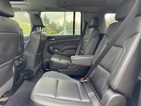 Used 2020 GMC Yukon XL SLT w/ HD Trailering Package image 10