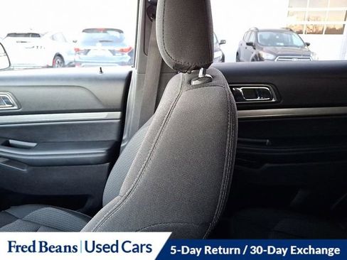 Certified 2019 Ford Explorer XLT w/ Class III Trailer Tow Package image 19