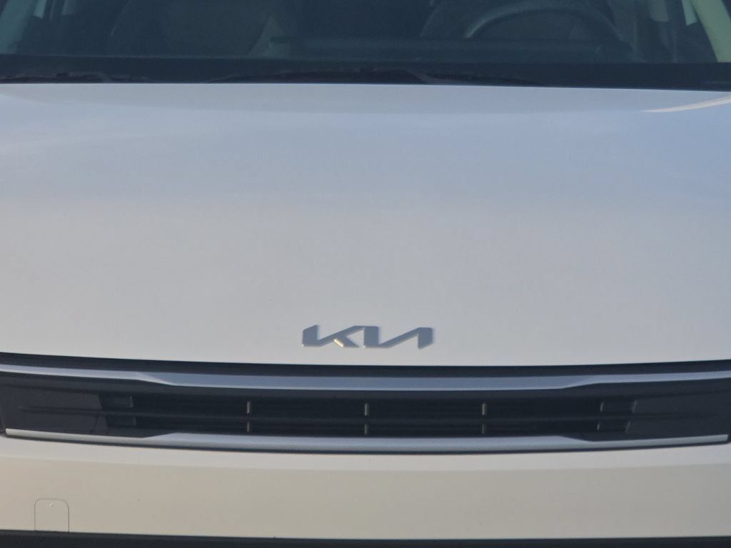 Used 2025 Kia K4 FWD image 30