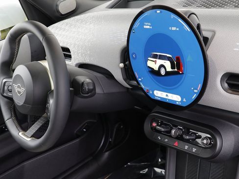 Certified 2025 MINI Cooper S image 20