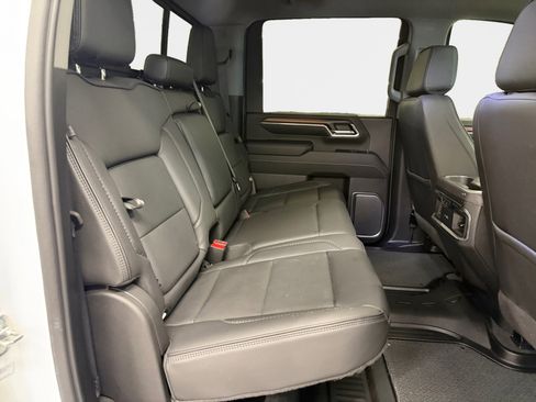 Used 2024 GMC Sierra 2500 Denali w/ Denali Reserve Package AWD/4WD image 11