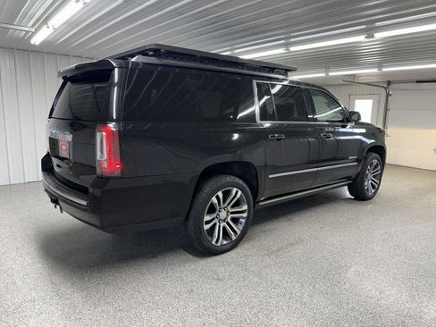 Used 2017 GMC Yukon XL Denali w/ Open Road Package AWD/4WD image 7