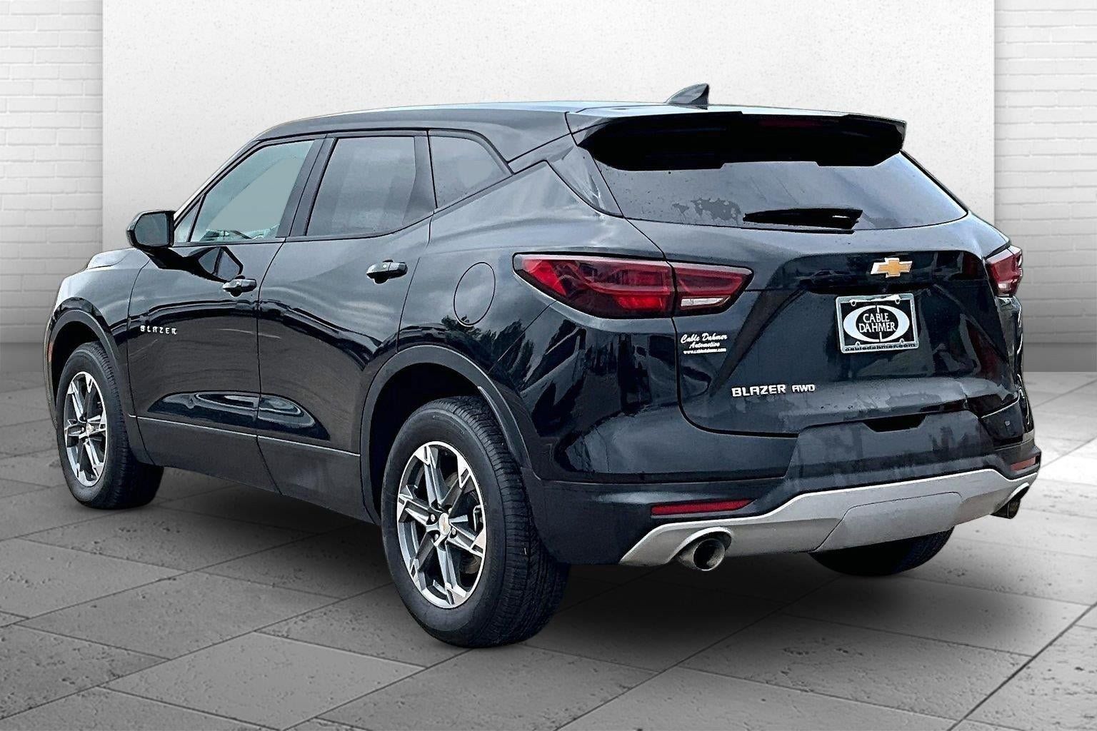 Used 2025 Chevrolet Blazer LT AWD/4WD image 11