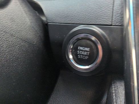 Used 2012 Toyota Camry SE image 18