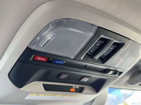 Used 2023 Subaru Crosstrek 2.0i Premium image 28