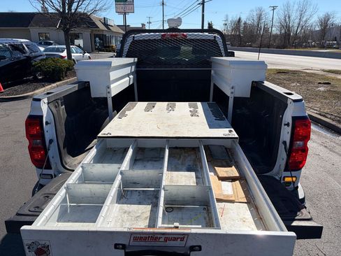 Used 2018 Chevrolet Silverado 2500 W/T w/ Snow Plow Prep Package image 19