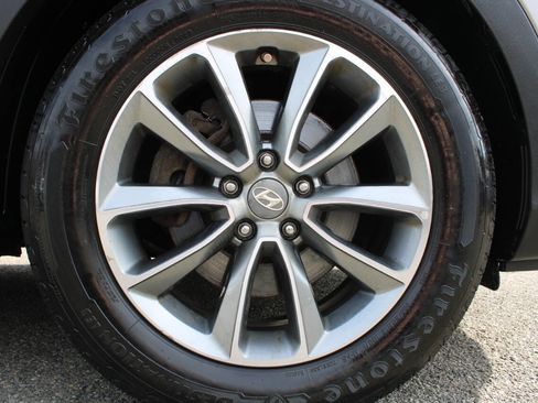 Used 2019 Hyundai Santa Fe XL SE image 21